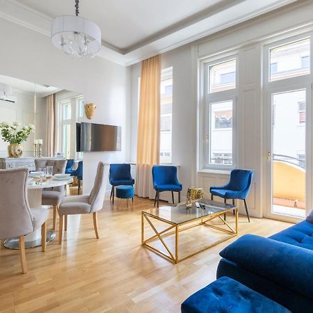 Designer Luxury Home In The Jewish Quarter 布达佩斯 外观 照片