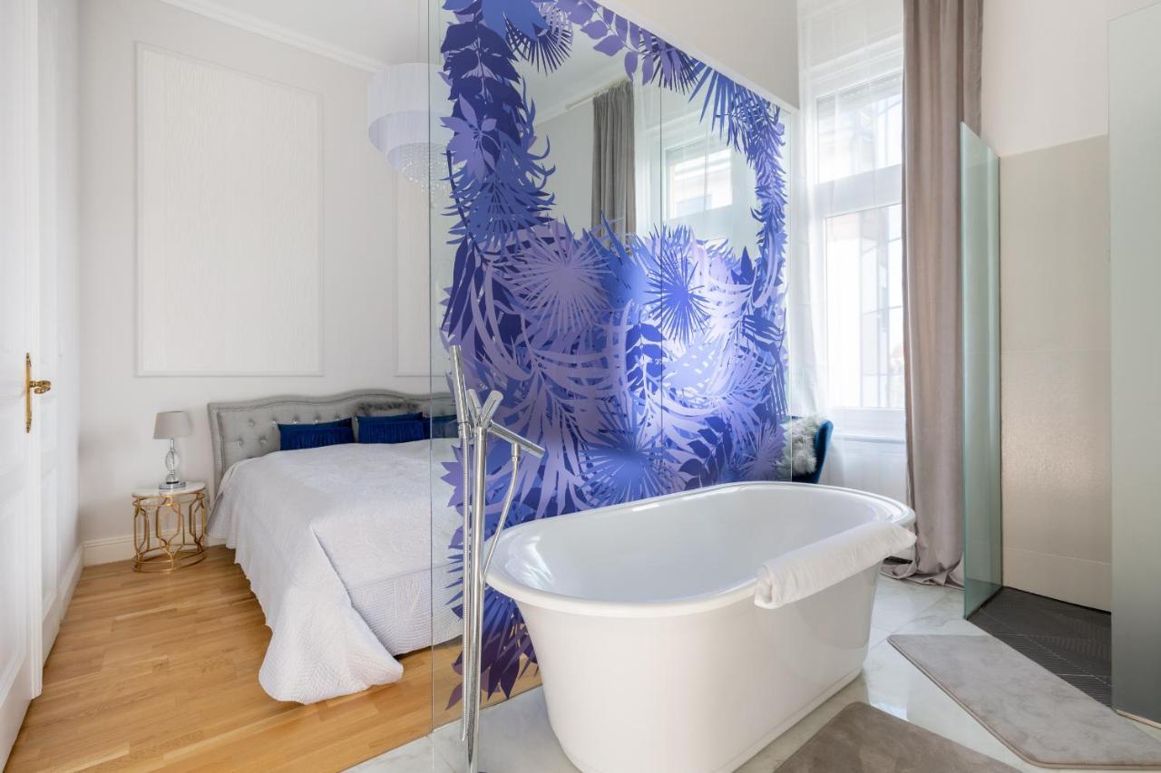 Designer Luxury Home In The Jewish Quarter 布达佩斯 外观 照片