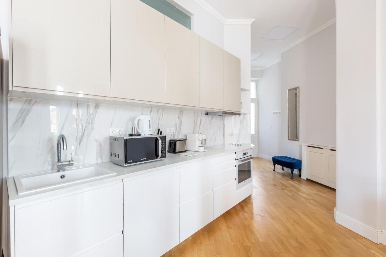 Designer Luxury Home In The Jewish Quarter 布达佩斯 外观 照片